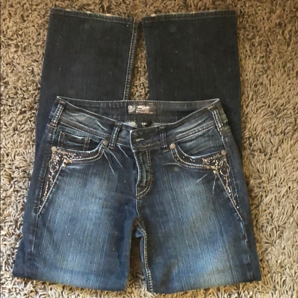 Suki 29 x 31